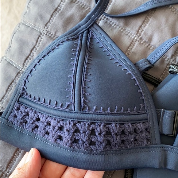 Triangl 2pice bikini set. - Picture 4 of 7